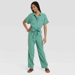 Universal Threads Romper 2